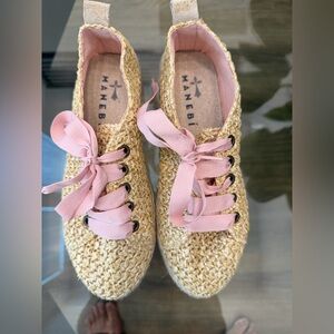 Manebí Women's Natural  Espadrille Sneakers with Pink Laces Size 39